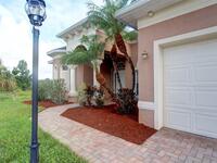 1185 Dromin Lane