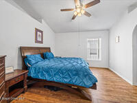2240 Redwood Circle