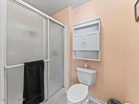 2240 Redwood Circle