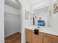 2240 Redwood Circle