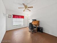 2240 Redwood Circle