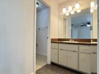 2116 Manor Drive