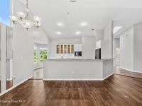 822 Oakwood Drive