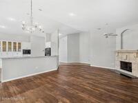 822 Oakwood Drive