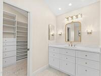 967 Pelican Lane