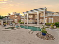 142 Lansing Island Drive