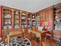 142 Lansing Island Drive