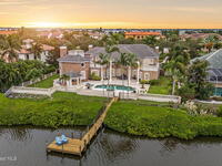 142 Lansing Island Drive