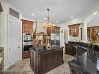 142 Lansing Island Drive