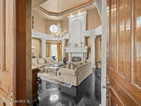 142 Lansing Island Drive