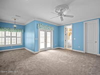 142 Lansing Island Drive