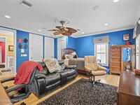 142 Lansing Island Drive