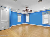 142 Lansing Island Drive