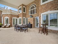 142 Lansing Island Drive