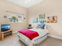 1811 Admiralty Boulevard