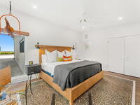 1081 S Atlantic Avenue