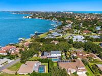 517 N River Oaks Drive