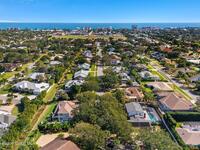 517 N River Oaks Drive