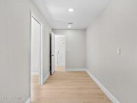 517 N River Oaks Drive