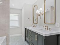 517 N River Oaks Drive