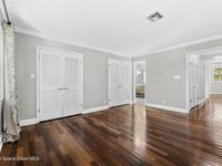 517 N River Oaks Drive