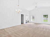 934 Pine Creek Circle