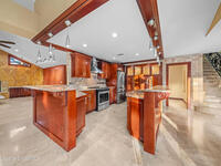 1855 Plantation Circle