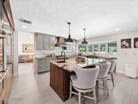 5685 Lake Washington Road