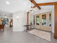 5685 Lake Washington Road