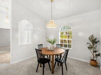 3146 N Tropical Trail