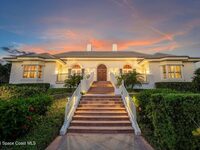 680 Ocean Road
