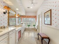 680 Ocean Road