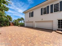 680 Ocean Road