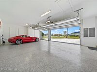 3769 Lake Adelaide Place