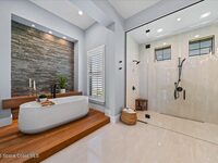 3769 Lake Adelaide Place
