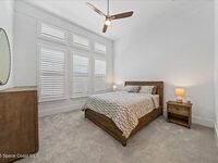 3769 Lake Adelaide Place