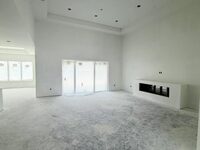 345 Trotters Street