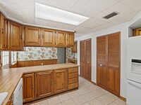 945 Bluegrass Lane