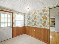 945 Bluegrass Lane