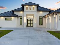 131 Cavalier Street