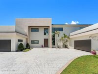 7866 Casuarina Drive