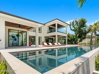 7866 Casuarina Drive