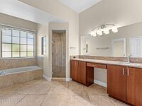 1494 Wellington Circle