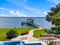 200 Riverside Drive