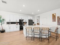 446 Glaspell Circle