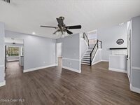 1425 Victoria Boulevard