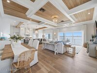 2805 S Tropical Trail