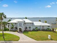 2805 S Tropical Trail