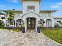 2805 S Tropical Trail
