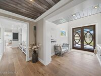2805 S Tropical Trail